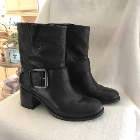 Boutique 9 Shoes - NWOT Boutique9 Black Boots Size 5.5